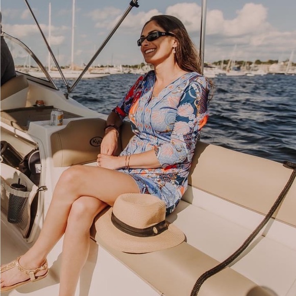 Meet your Posher, Jess - Picture 3 of 14